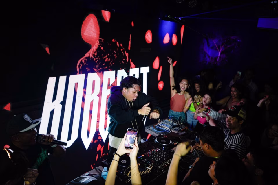 House Music In Makati - Midnight Rebels